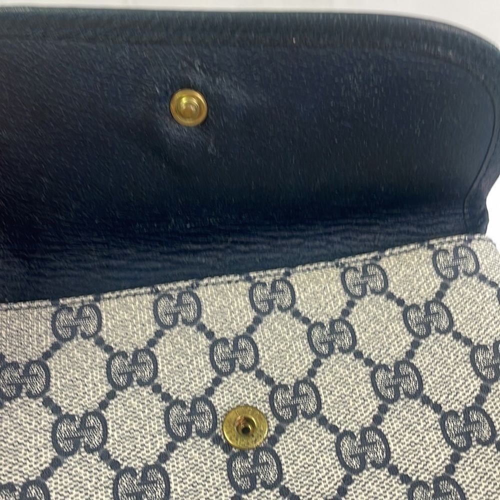 Gucci Small Vintage Blue Logo Clutch - Picture 6 of 9